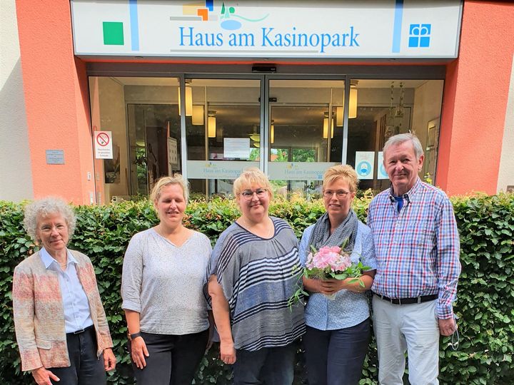v.l.n.r.: Sabine Weber (Geschäftsführerin DIOS), Jessica Wegner (HAK und PGH), Helena Michaelis (PGH), Andrea Birke ( HaK und PGH), Günter Wilde (KV-Luther)