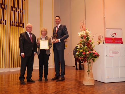 v.l.n.r. Rudolf Seiters, Sabine Weber und Jan-Felix Simon ©textbüro Schlutter
